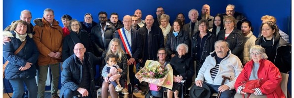 Rouxmesnil-Bouteilles célèbre les 100 ans de sa doyenne