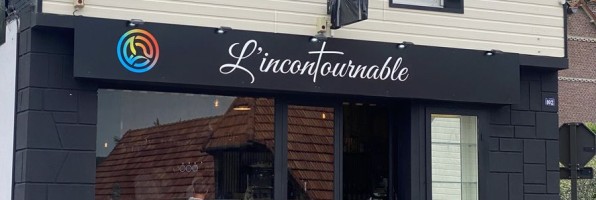 L’incontournable porte bien son nom !